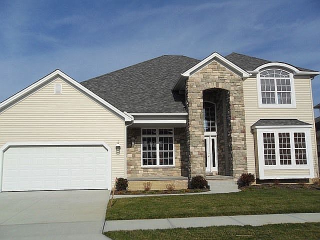 1st image of 239 Alden Ln
