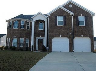 7900 Sunvalley Ln, Lithia Springs, GA 30122