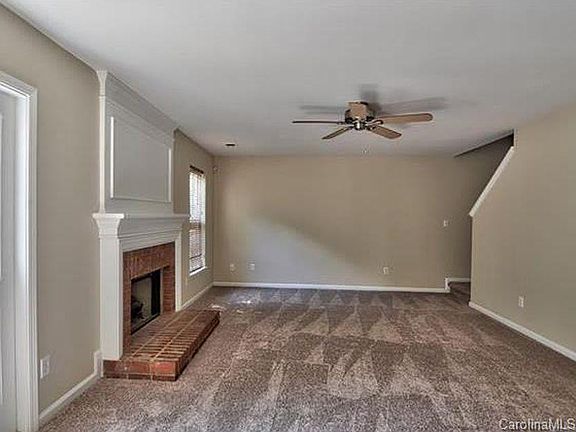 5th image of 7628 Berrywood Cres