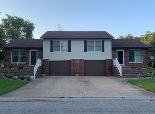 529 Briarwood Dr, Troy, IL