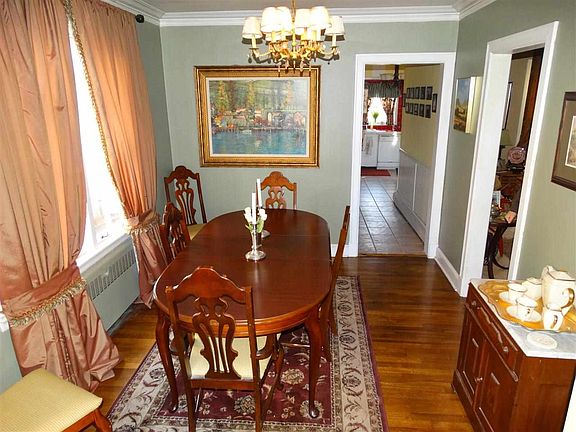 5th image of 162 Palisade St