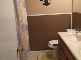 329 Iris Park Dr, Pineville, LA 71360