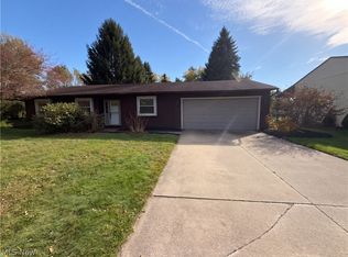 7300 Port Royal Ct, Mentor, OH 44060