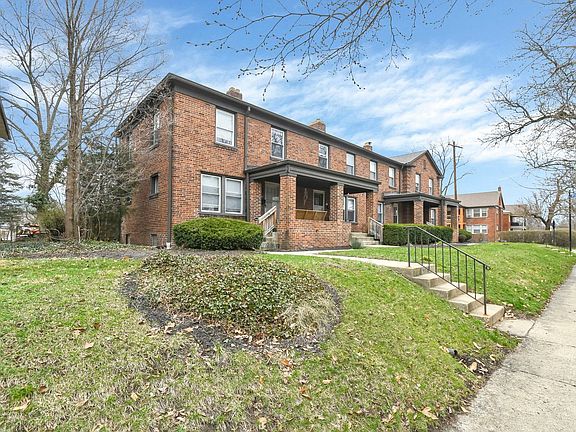 2nd image of 827 Northwest Blvd #827
