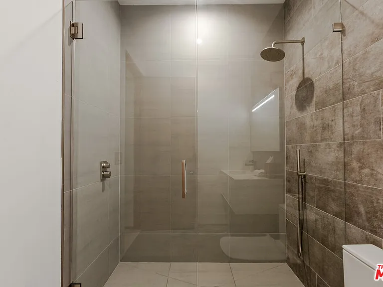 356 N La Jolla Ave — Photo 42