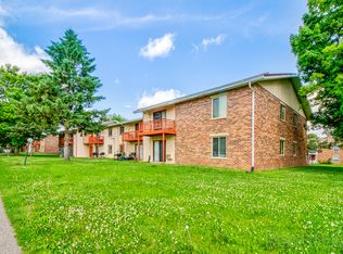 1901 Greenway Cros #1911-4, Madison, WI 53713