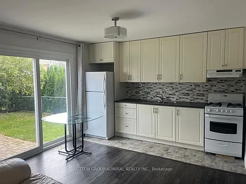 123 Cherry Hills Rd #UPPER LEVEL Photo 1