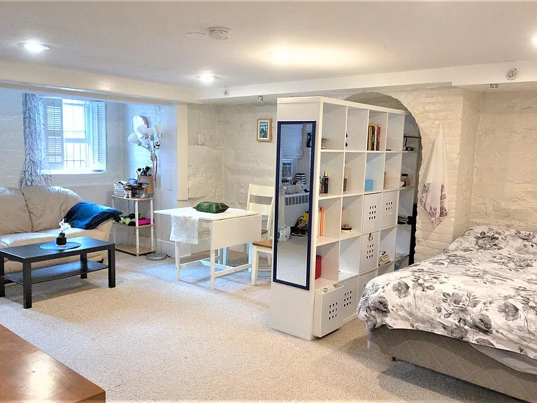 1313 Potomac St NW #B — Photo 8