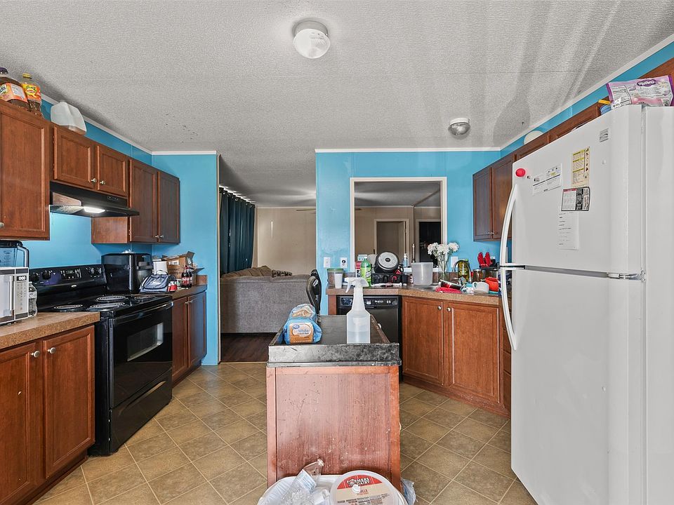 2nd image of 204 S Wickham St
