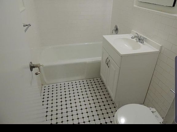 3rd image of 8310 118th St APT 6J