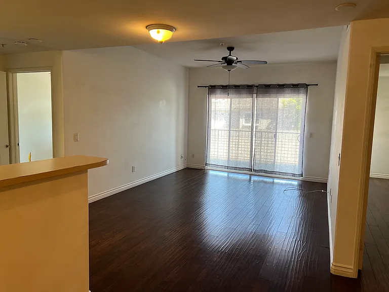 31232 Taylor Ln — Photo 3