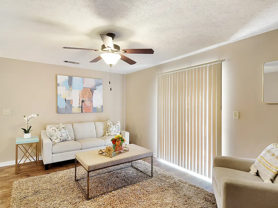 Parklane Apartment Homes
