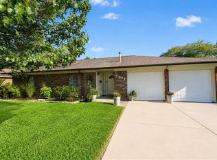 7911 Jonquil Dr, Texas City, TX 77591