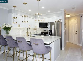 17106 Creekside Cir, Morgan Hill, CA 95037