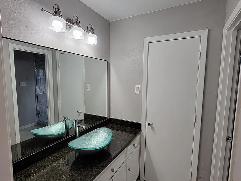 508 Birch Ln #4 — Photo 10
