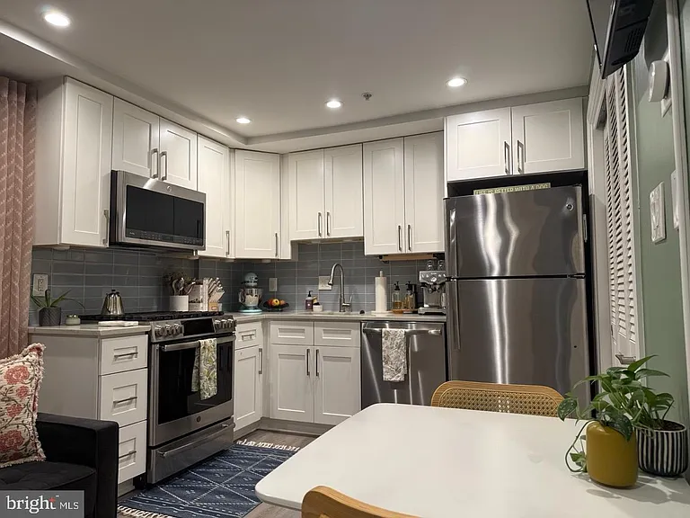 625 Park Rd NW #C8 — Photo 9