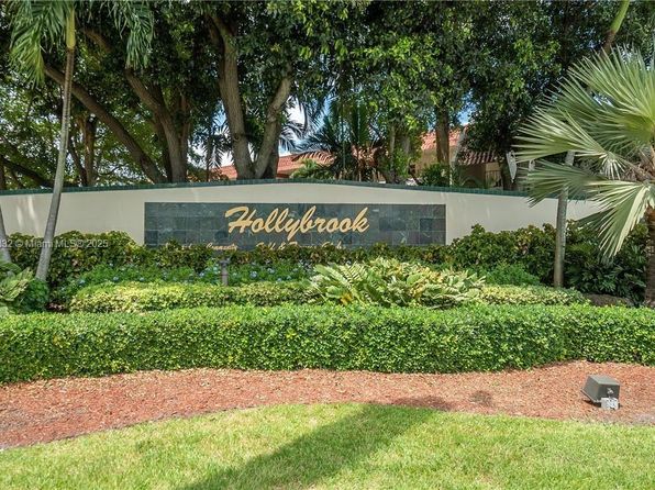 8980 S Hollybrook Blvd APT 208