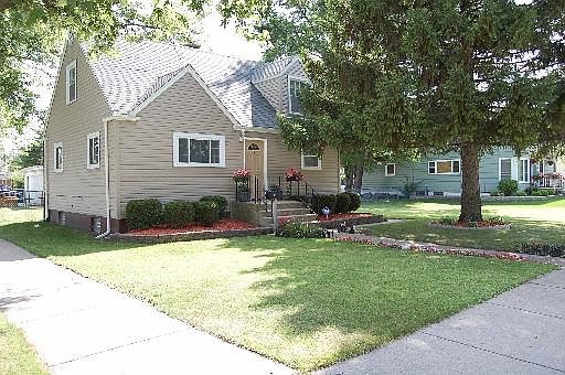 1st image of 5201 Alexander Pl