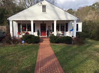 424 Cascade Dr, Marietta, GA 30064