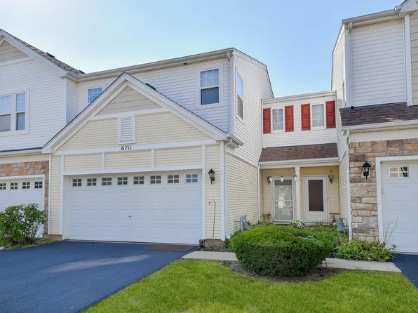 6711 Slate Dr, Carpentersville, IL 60110