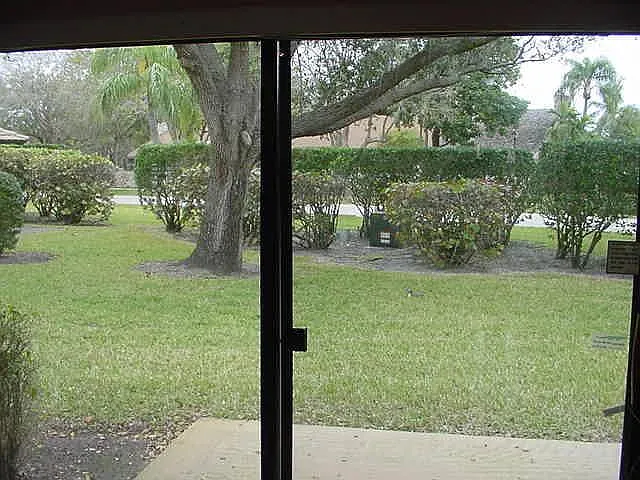 112 Club Dr — Photo 5