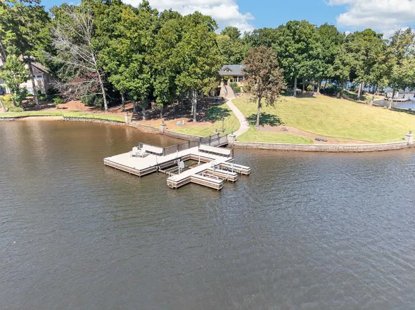 1541 Bennett Springs Dr, Greensboro, GA 30642