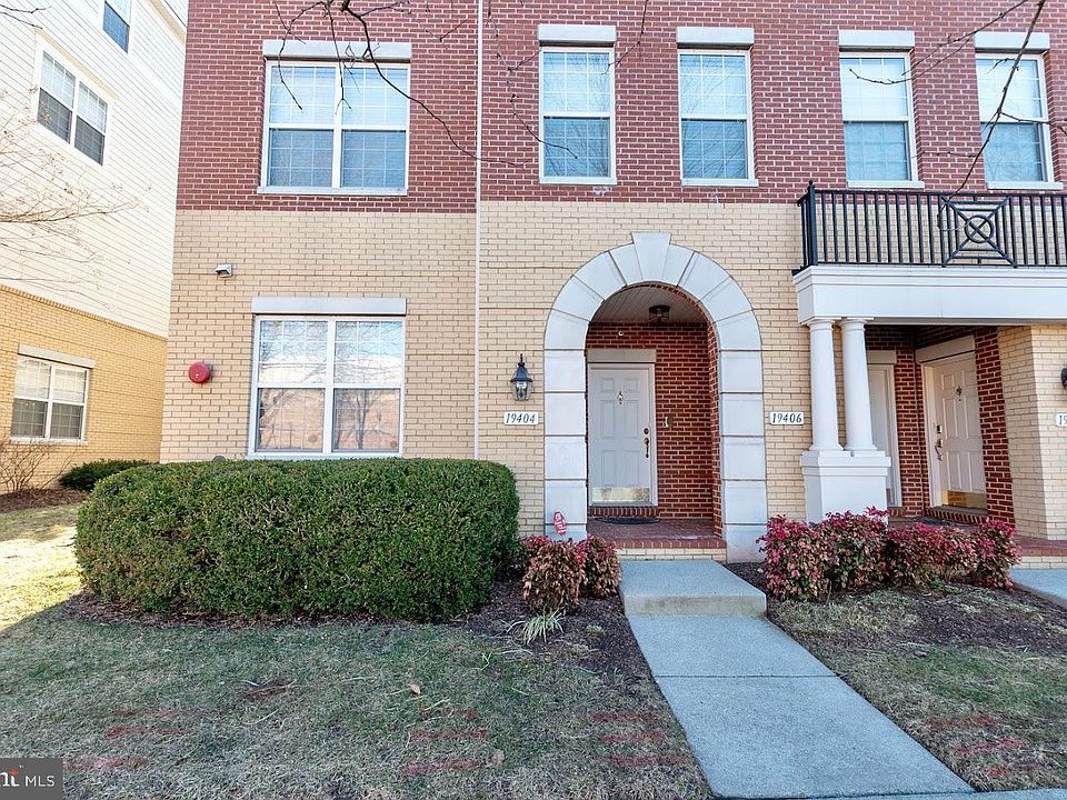1st image of 19404 Diamond Lake Dr