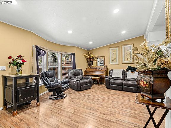 4th image of 8300 NE Quatama St #77