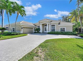 1690 Manchester Ct, Naples, FL 34109