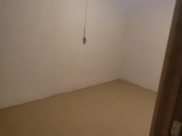 5730 Cathedral Dr, Saginaw, MI 48603