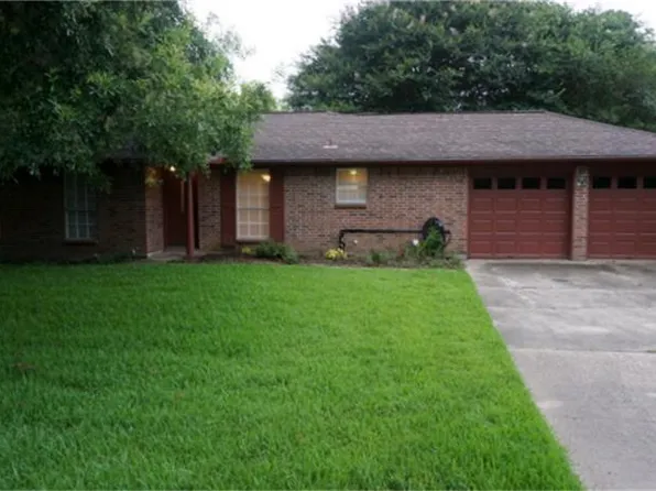 5003 Elm St, Seabrook, TX 77586