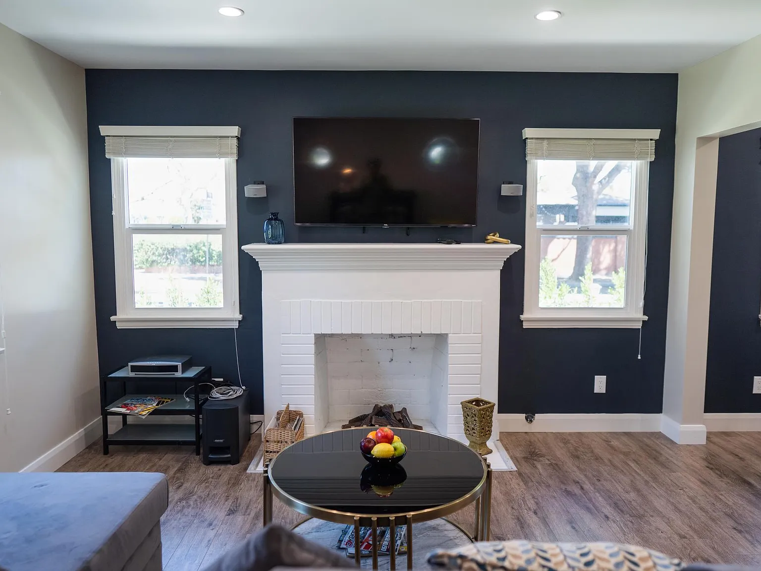 6156 Morella Ave — Photo 3