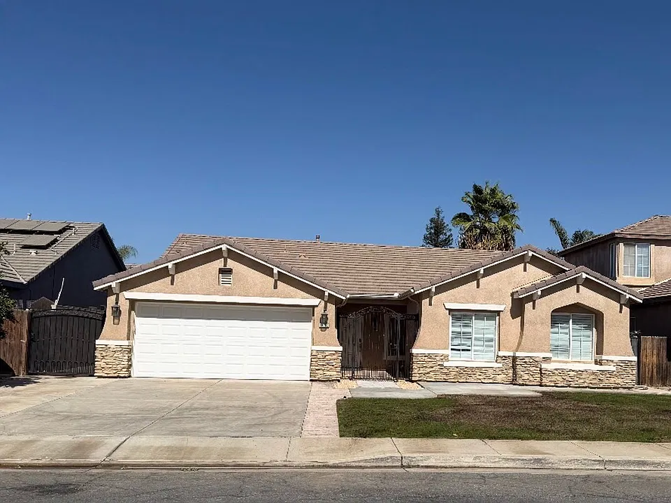 14702 Tralee Dr