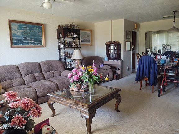 5th image of 37 Oakview Cir