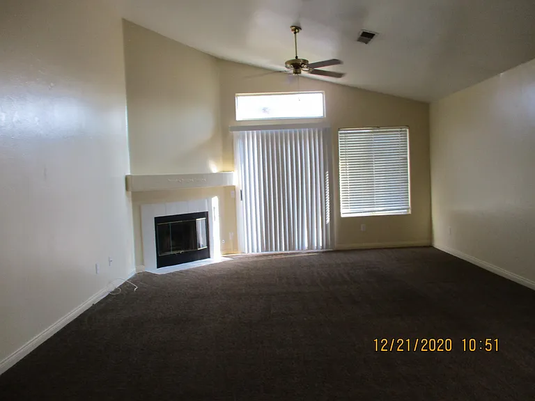 2910 Colville Ave — Photo 5