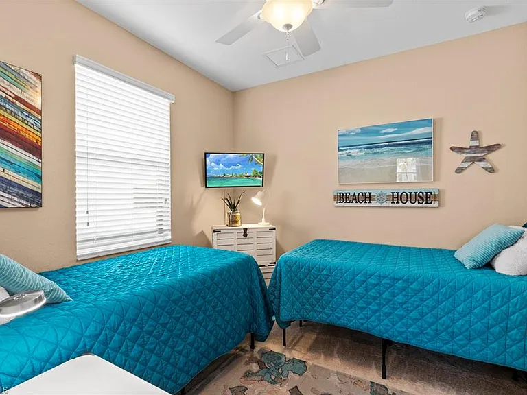 16148 Bonita Landing Cir — Photo 9