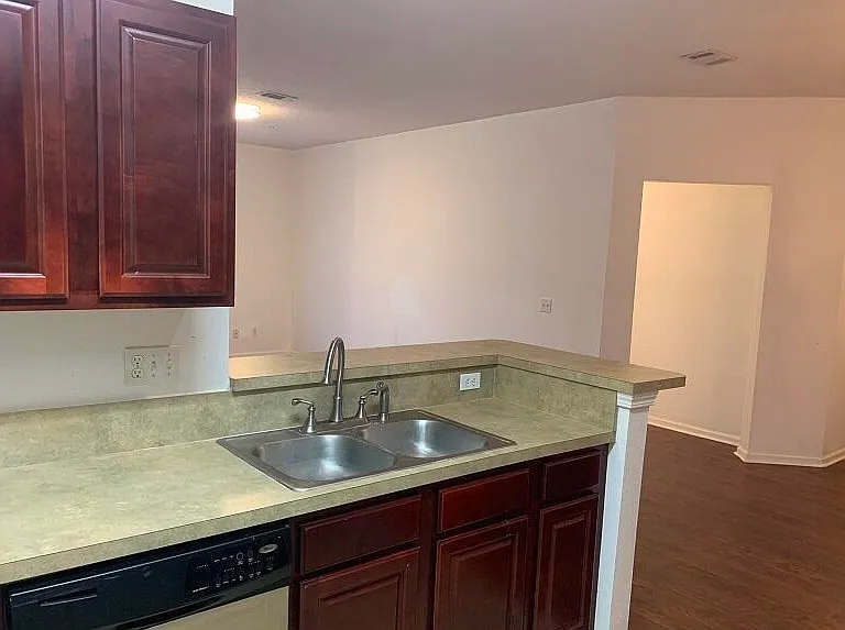 3631 Kirkpatrick Cir #6 — Photo 4