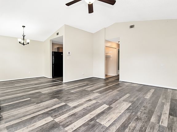 3rd image of 3828 Harvest Ct