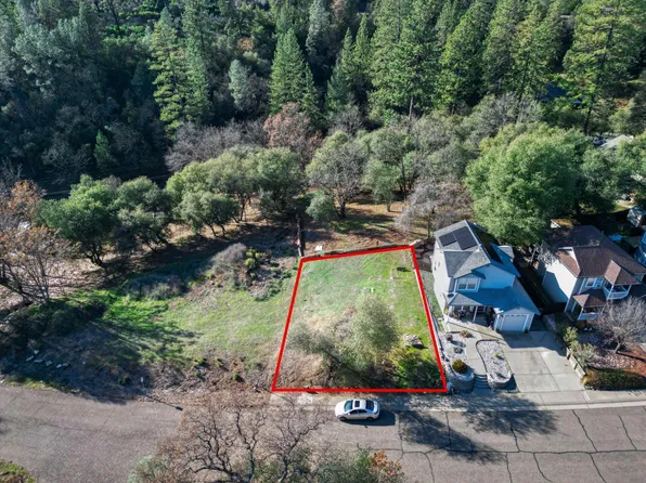 2532 Golden Eagle Dr, Placerville, CA 95667