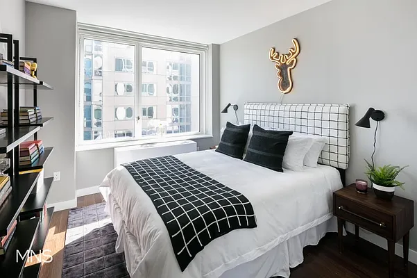 Rented by MNS Marketing | media 27