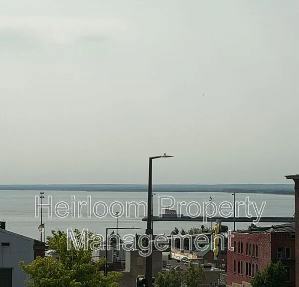 214 N 2nd Ave E #1 — Photo 7