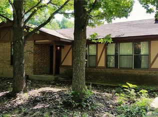 662 Russell Rd, Rogers, AR 72756