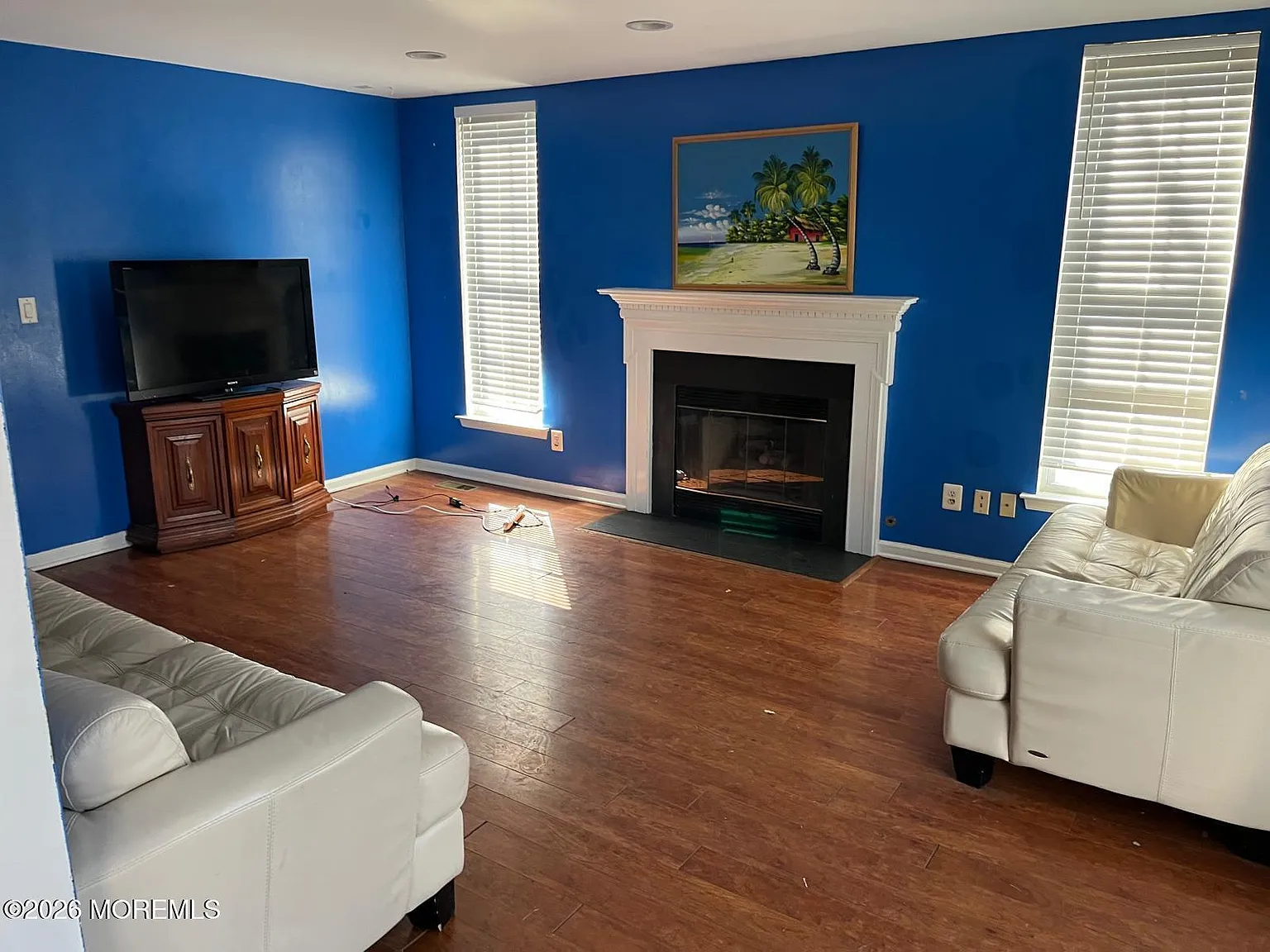 4 bed, 2.5 bath, 2704 sqft, $3,500 — Photo 3