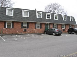 362 Colonial Ave APT 8A, Waterbury, CT 06704