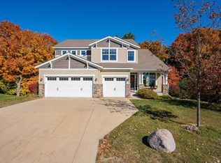 3688 Pointe Pass NW, Prior Lake, MN 55372