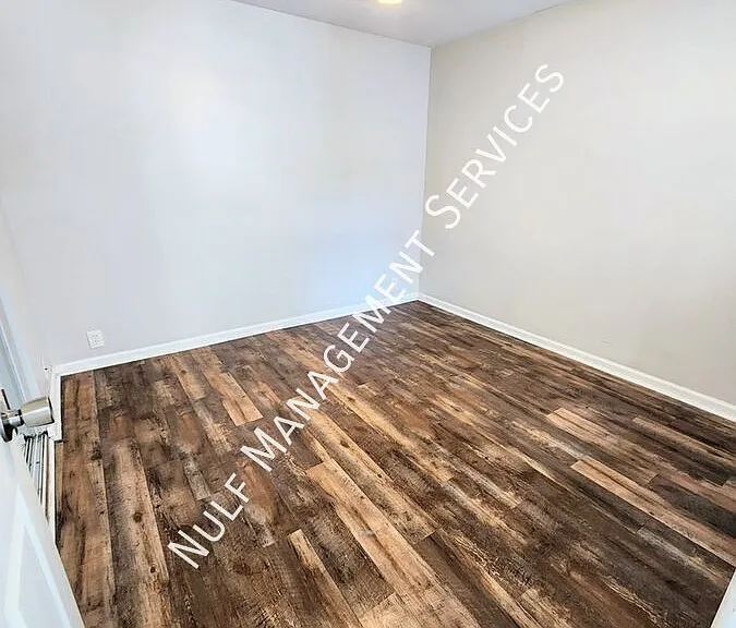 313 Mill St #1 — Photo 5