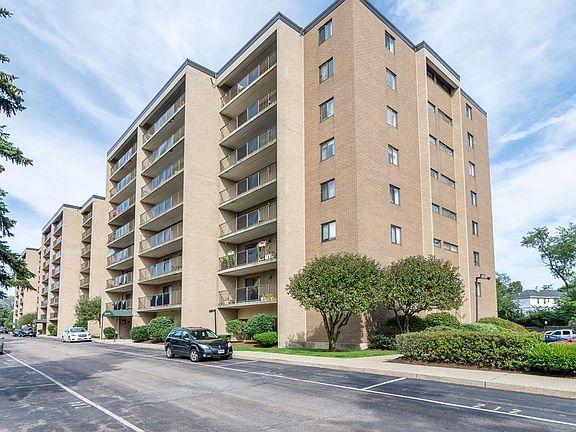 4th image of 175 Quincy Shore Dr APT B57