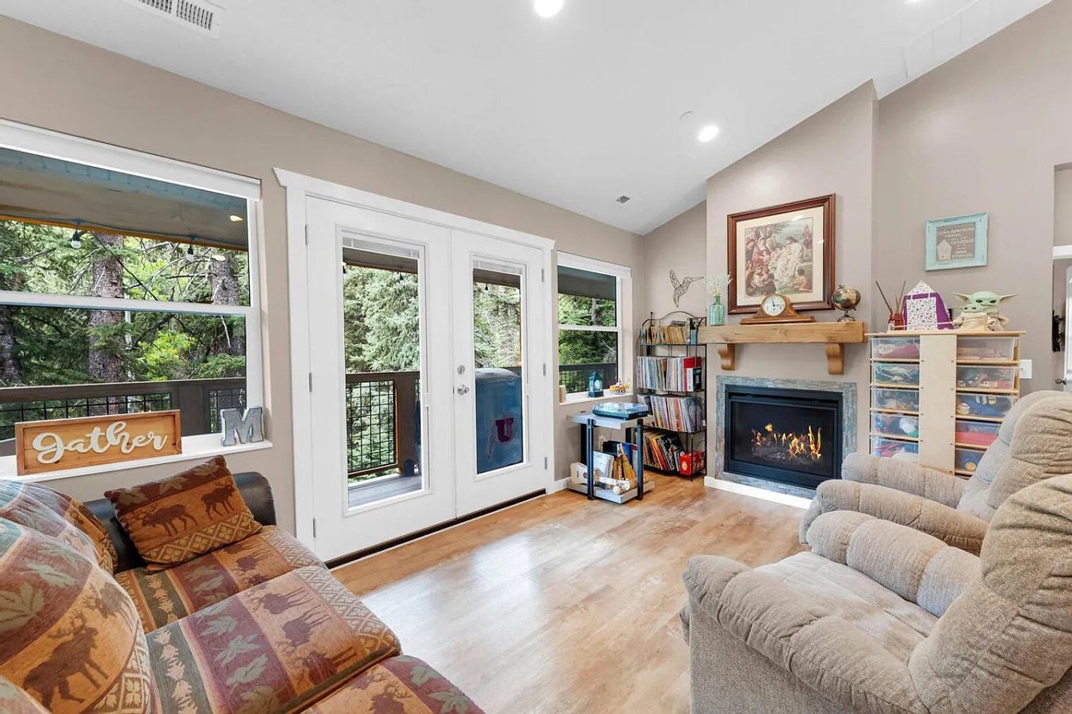 7 bed, 5.0 bath, 3853 sqft, $24,249 — Photo 3