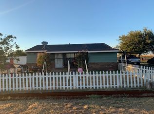 3096 Houston St, Levelland, TX 79336