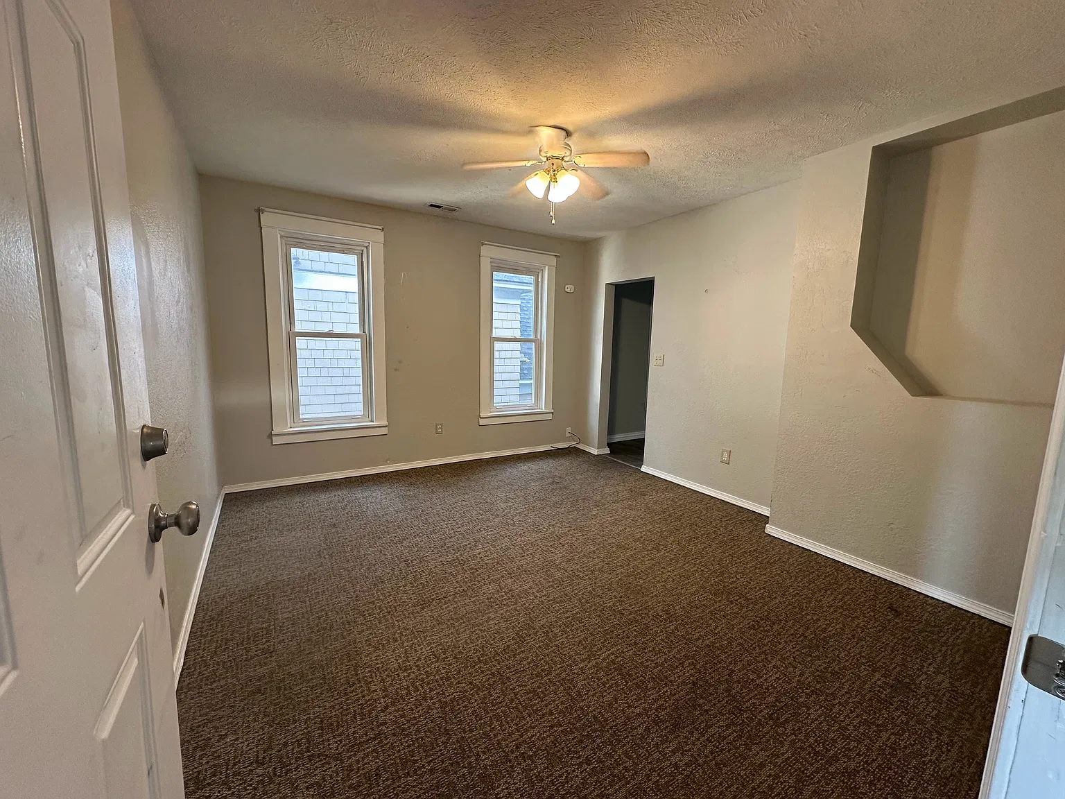 1 bed, 800 sqft, $1,100 — Photo 4